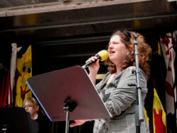 Astrid Vosberg, Kathryn Bolitho